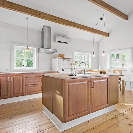 2 Bedroom Awesome In Hovborg